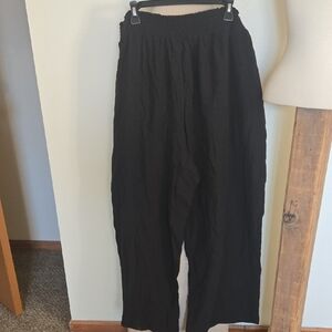 Womens Light Black Crinkle Pants.